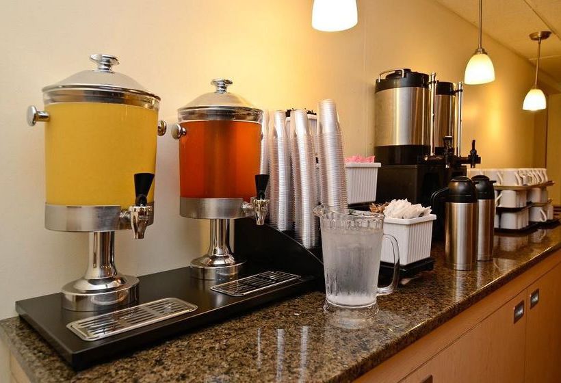 Hotel Charlottetown Inn & Conference Centre | Charlottetown | Prince Edward Island | Canada 8