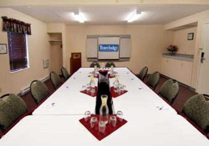 Hotel Travelodge Edmonton West | Edmonton | Alberta | Canada 13