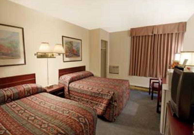 Hotel Travelodge Edmonton West | Edmonton | Alberta | Canada 17