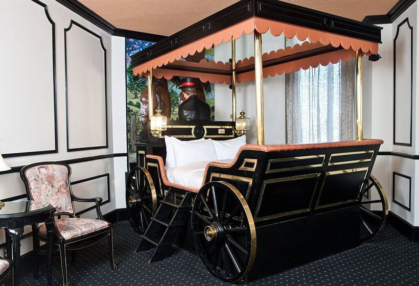 Hotel Fantasyland | Edmonton | Alberta | Canada 3