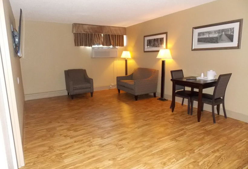 Hotel Travelodge | Fort McMurray | Alberta | Canada 11