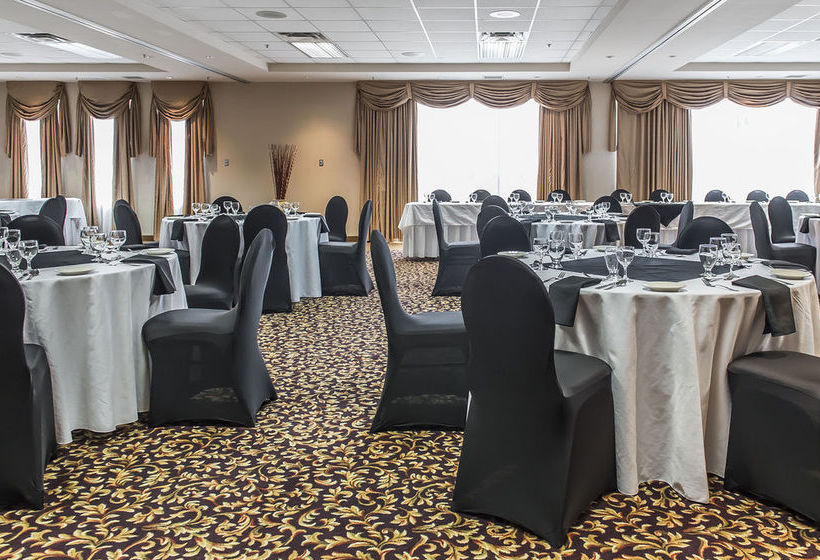 Hotel Quality Inn & Suites & Centre de Conférences Gatineau | Gatineau | Quebec | Canada 11