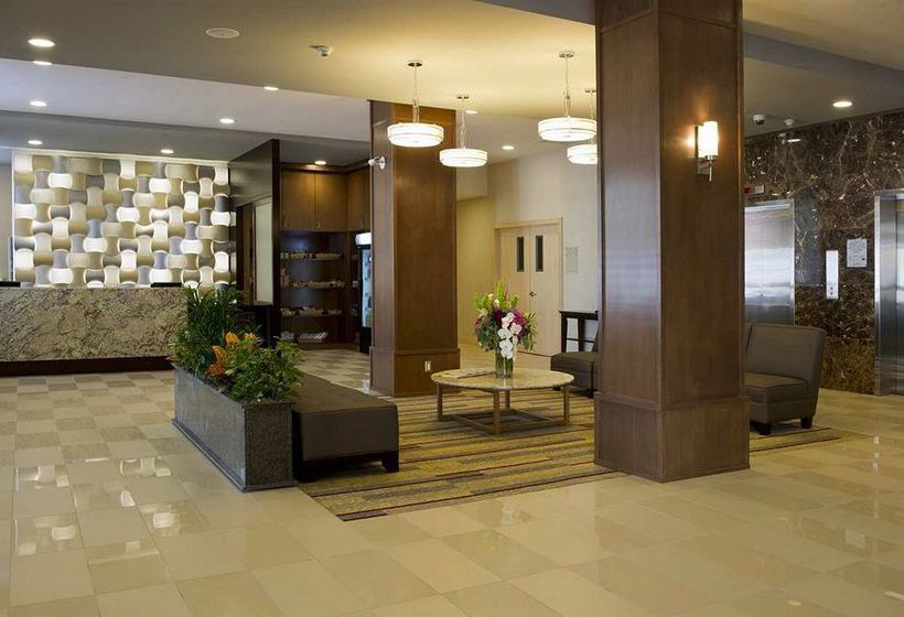 Hotel Doubletree By Hilton Kamloops
