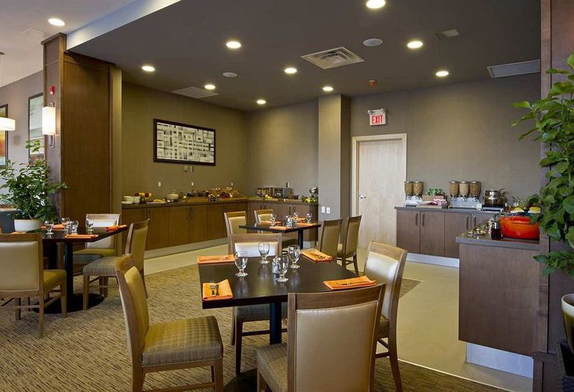 Hotel Doubletree By Hilton Kamloops | Kamloops | British Columbia | Canada 5