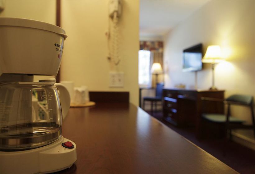 Hotel Scott's Inn & Restaurant | Kamloops | British Columbia | Canada 11