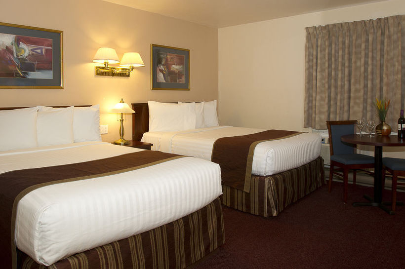 Hotel Scott's Inn & Restaurant | Kamloops | British Columbia | Canada 18