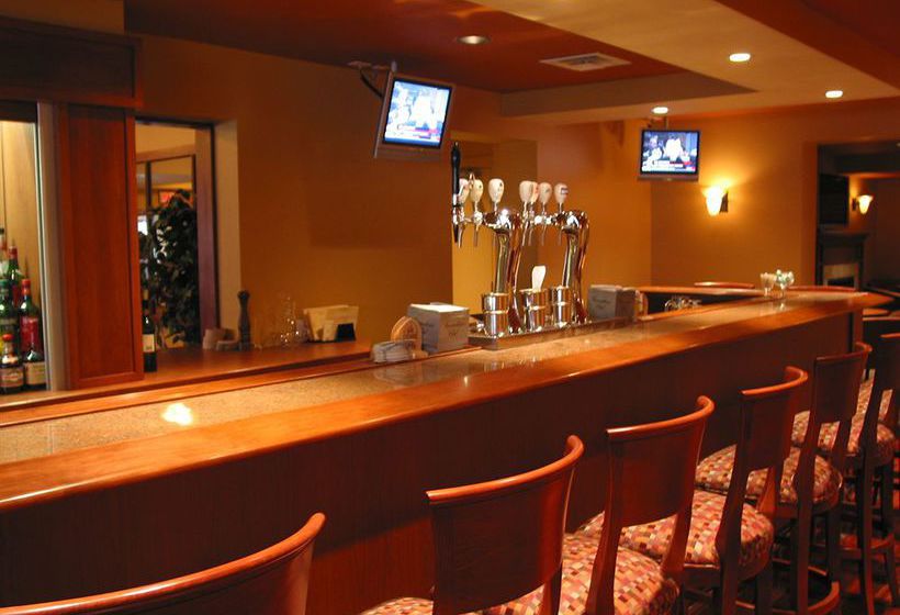 Hotel Ambassador | Kingston | Ontario | Canada 3