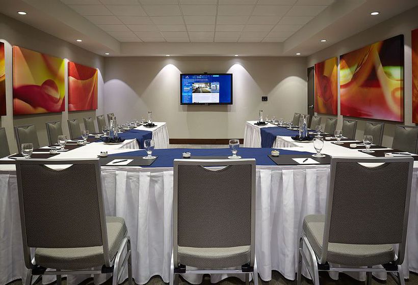 Delta Hotels Kingston Waterfront | Kingston | Ontario | Canada 7