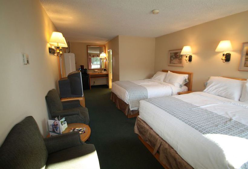 Hotel Mountaineer Lodge | Lake Louise | Alberta | Canada 16