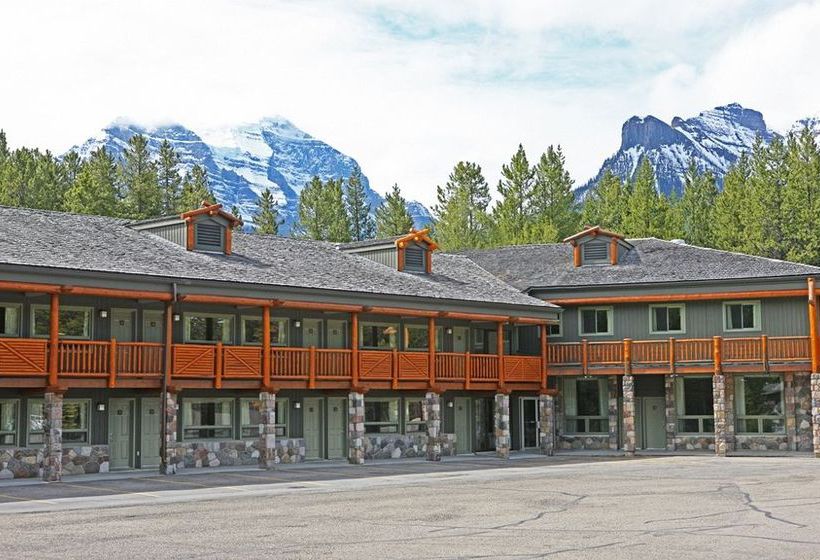 Hotel Mountaineer Lodge | Lake Louise | Alberta | Canada 9