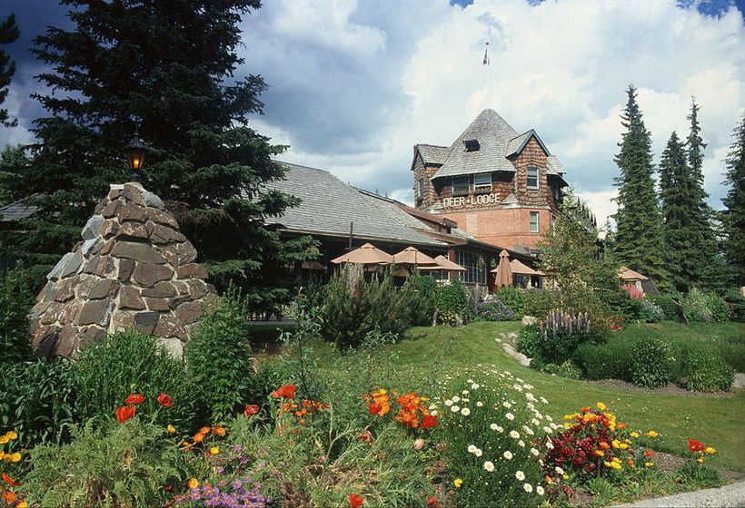Hotel Deer Lodge | Lake Louise | Alberta | Canada 7