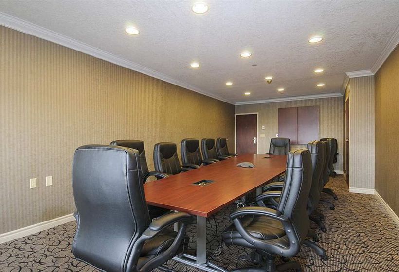 Doubletree by Hilton Hotel London Ontario | London | Ontario | Canada 7