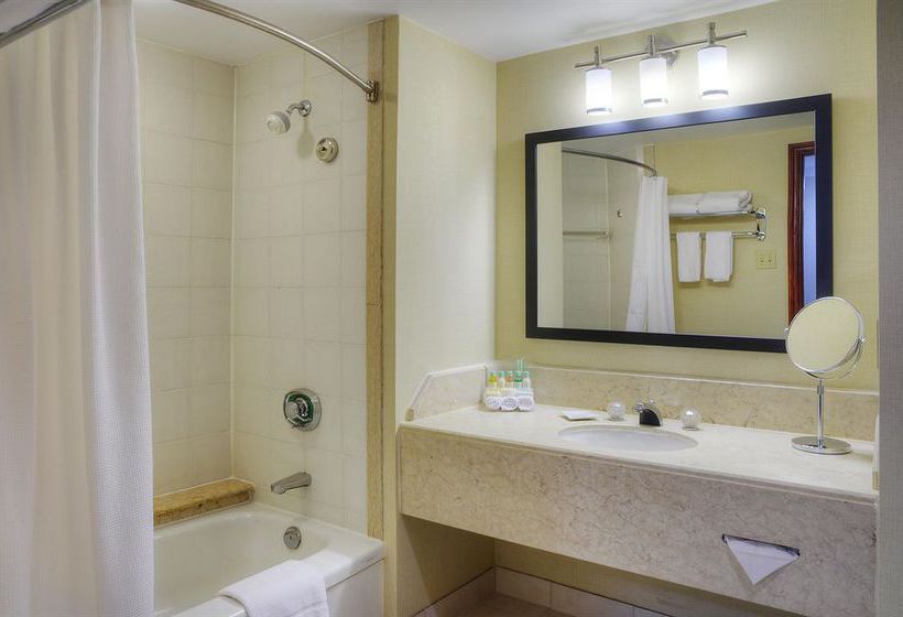 Hotel Delta London Armouries | London | Ontario | Canada 14