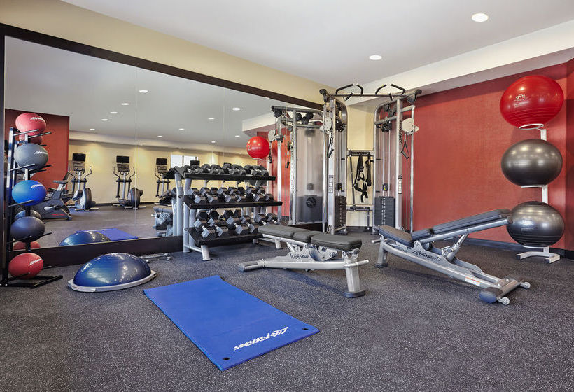 Hotel TownePlace Suites by Marriott London | London | Ontario | Canada 14