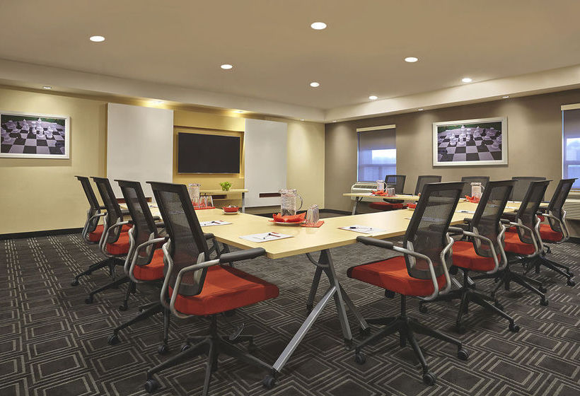 Hotel TownePlace Suites by Marriott London | London | Ontario | Canada 15