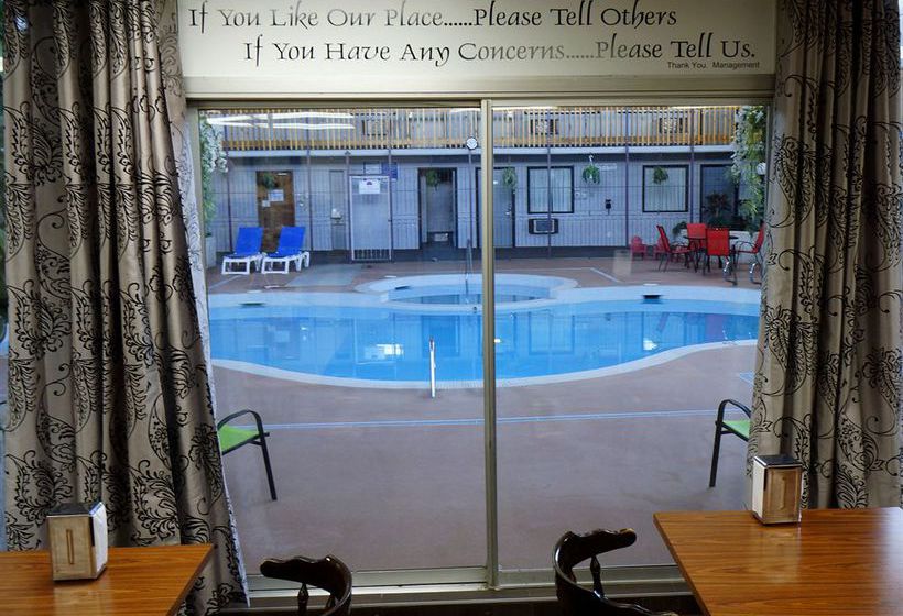 Hotel Imperial Motor Inn | Medicine Hat | Alberta | Canada 9