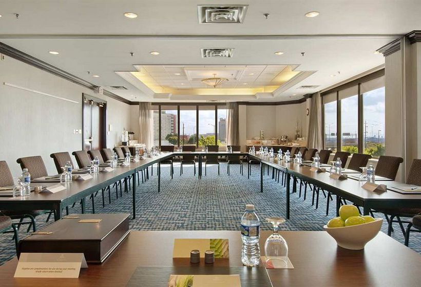 Hilton Toronto Airport Hotel & Suites | Mississauga | Ontario | Canada 18