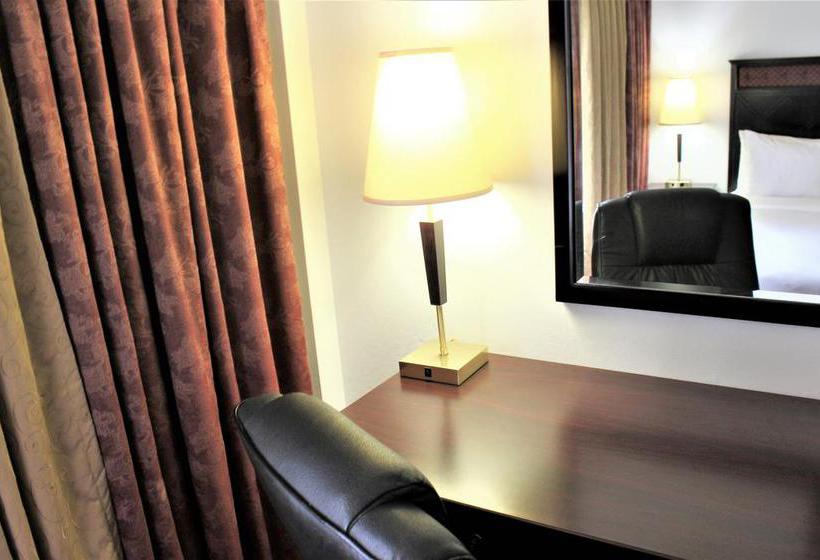 Hotel Lelux | Montreal | Quebec | Canada 17