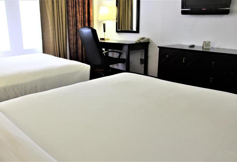 Hotel Lelux | Montreal | Quebec | Canada 19