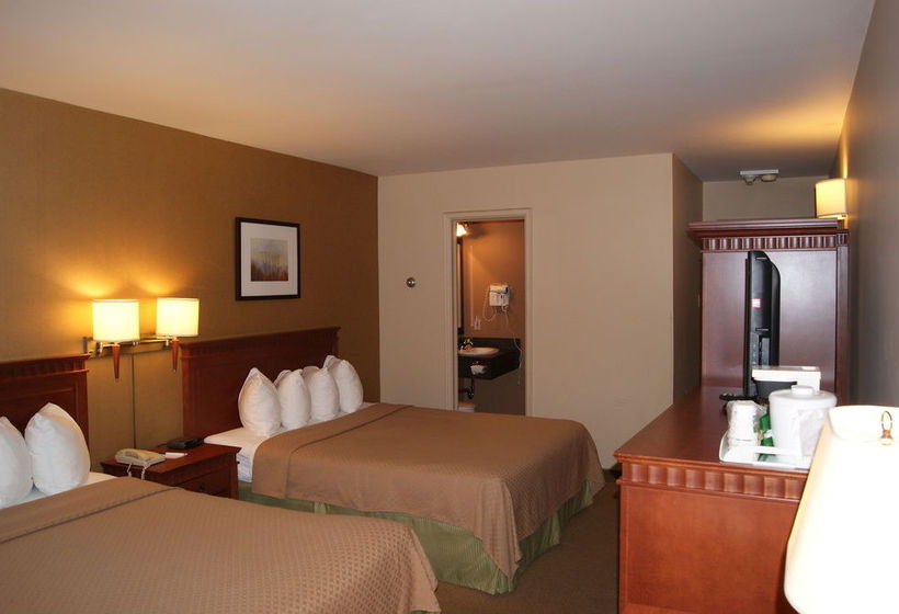 Hotel Quality Inn & Suites P.E. Trudeau Airport | Montreal | Quebec | Canada 10