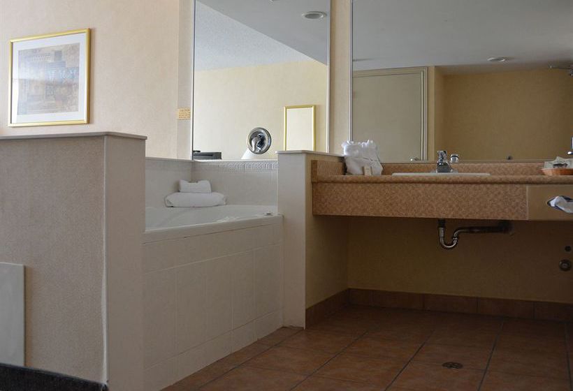 Super 8 Hotel Niagara Falls