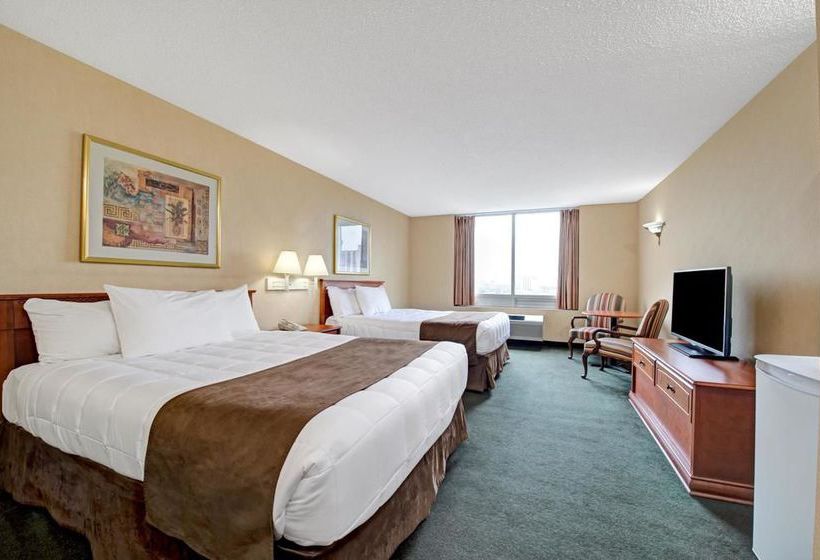 Super 8 Hotel Niagara Falls | Niagara Falls | Ontario | Canada 12