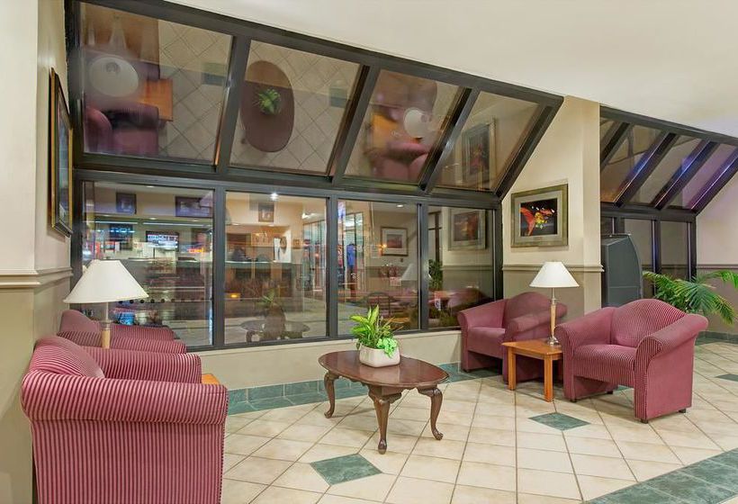 Super 8 Hotel Niagara Falls | Niagara Falls | Ontario | Canada 4