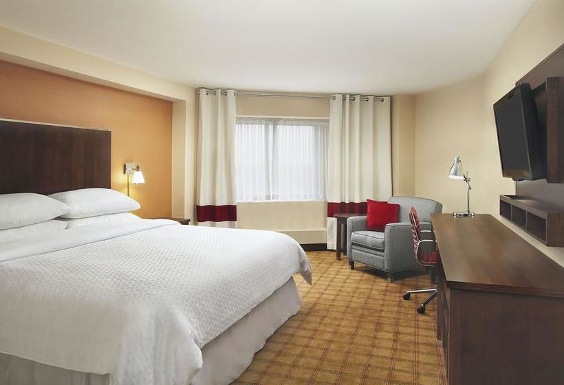 Hotel Four Points by Sheraton Niagara Falls Fallsview | Niagara Falls | Ontario | Canada 4