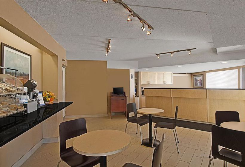 Hotel Comfort Inn Airport North Bay | North Bay | Ontario | Canada 1