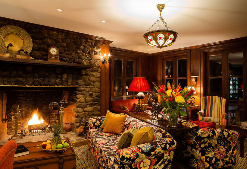 Hovey Hotel Manoir | North Hatley | Quebec | Canada 1