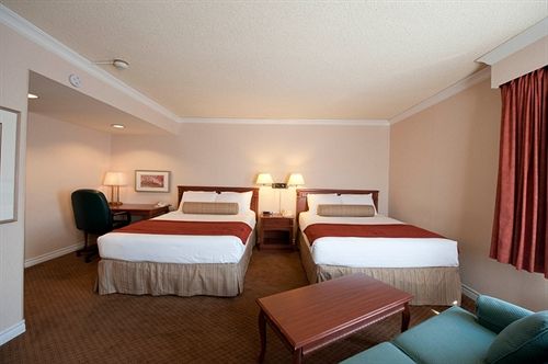 Capital Hill Hotel & Suites | Ottawa | Ontario | Canada 3