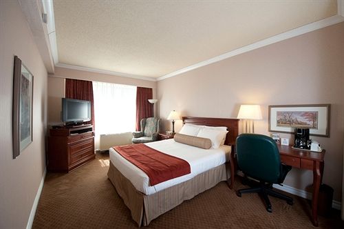 Capital Hill Hotel & Suites | Ottawa | Ontario | Canada 5