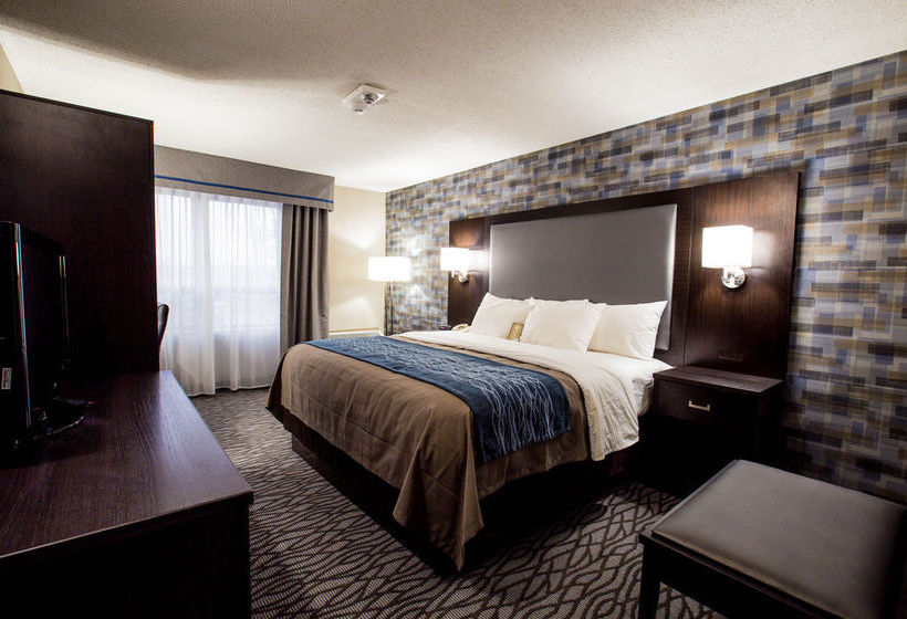 Hotel Comfort Inn Montreal Aeroport | Pointe Claire | Quebec | Canada 11