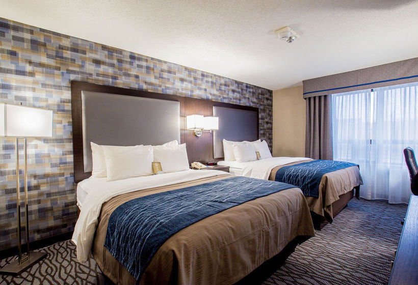 Hotel Comfort Inn Montreal Aeroport | Pointe Claire | Quebec | Canada 12
