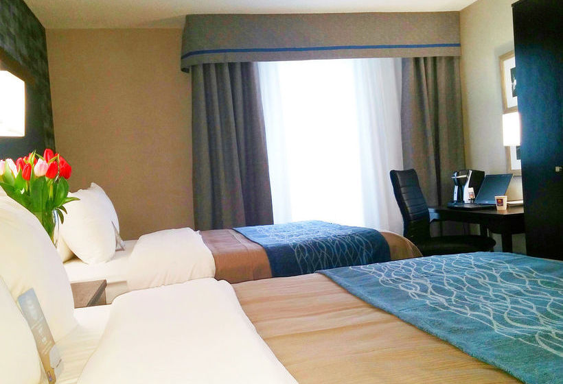 Hotel Comfort Inn Montreal Aeroport | Pointe Claire | Quebec | Canada 14