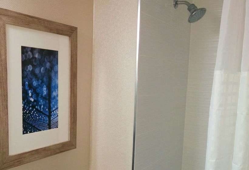 Hotel Comfort Inn Montreal Aeroport | Pointe Claire | Quebec | Canada 17