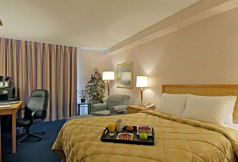Hotel Comfort Inn Montreal Aeroport | Pointe Claire | Quebec | Canada 7
