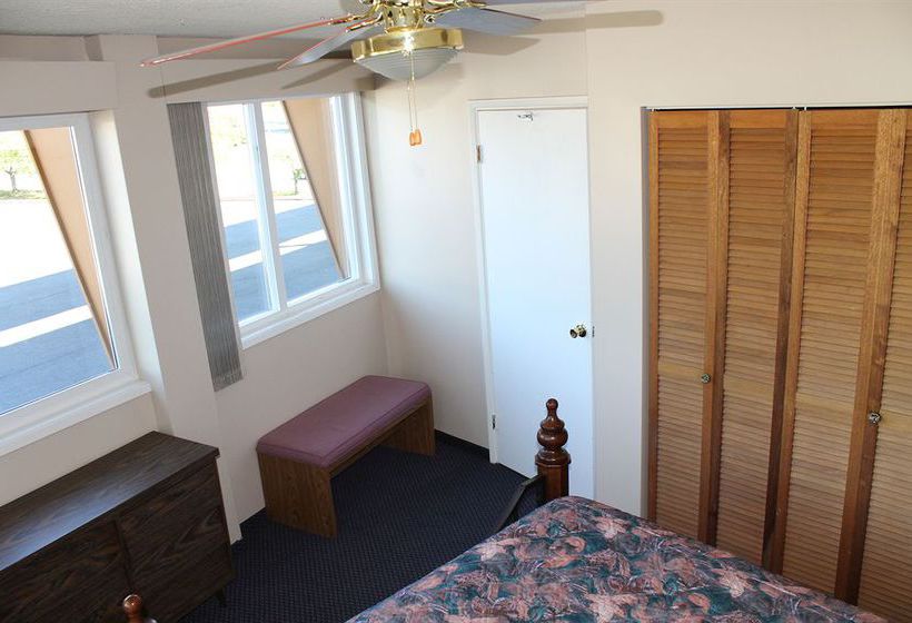 Redford Motel | Port Alberni | British Columbia | Canada 17