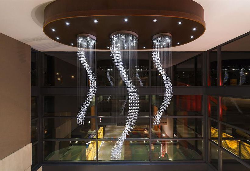 Hotel Poco Inn & Suites | Port Coquitlam | British Columbia | Canada 16