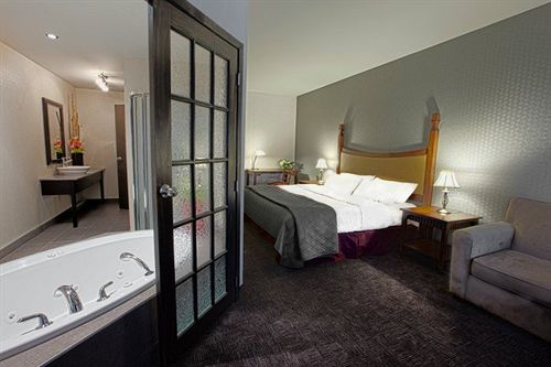 Hotel Universel | Sainte Foy | Quebec | Canada 18