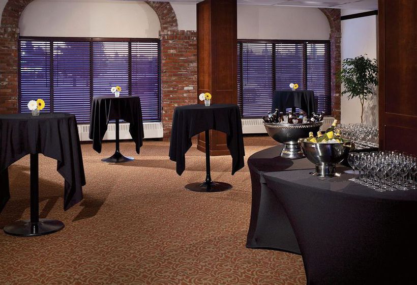 Hotel Capri | Red Deer | Alberta | Canada 17