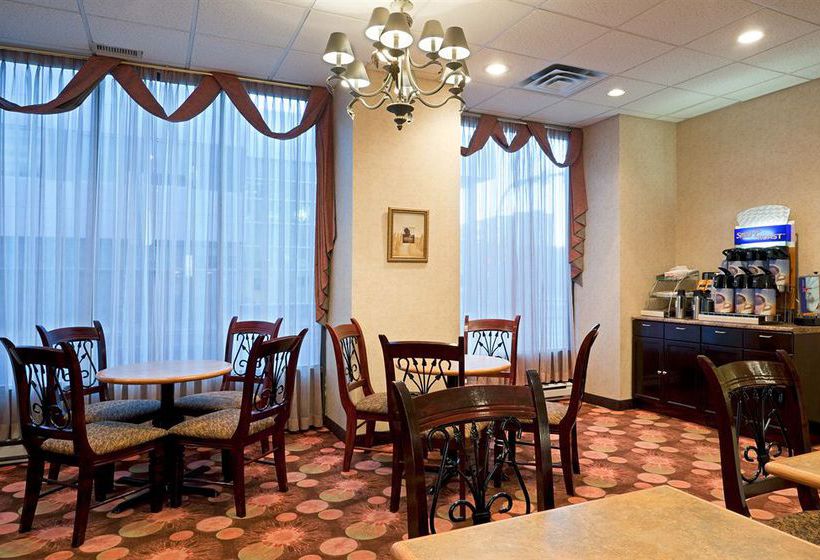 Hotel Holiday Inn Express Regina | Regina | Saskatchewan | Canada 3