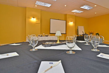 Hotel Days Inn & Conference Centre Renfrew | Renfrew | Ontario | Canada 17