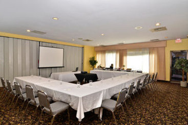 Hotel Days Inn & Conference Centre Renfrew | Renfrew | Ontario | Canada 20