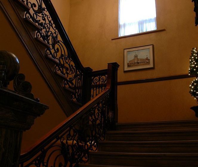 Hotel Senator | Saskatoon | Saskatchewan | Canada 11