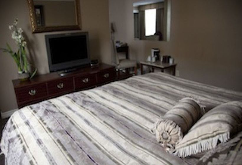 Hotel Senator | Saskatoon | Saskatchewan | Canada 7