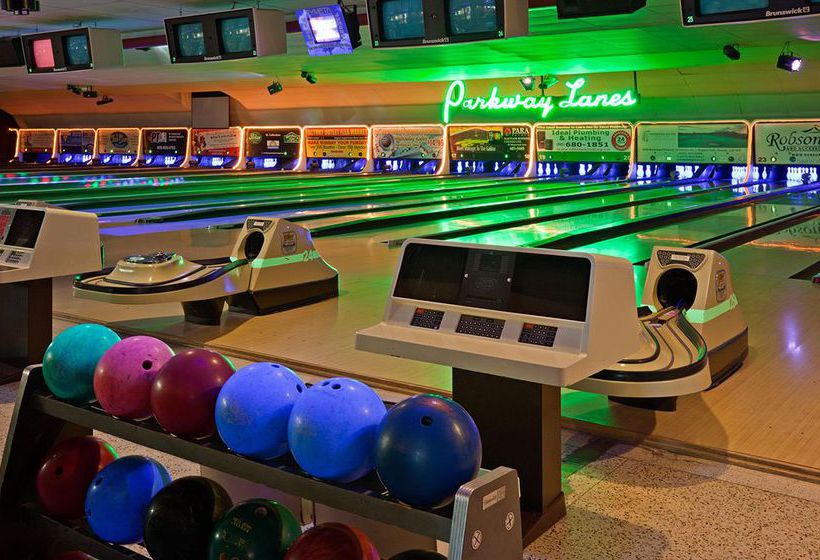 Hotel Holiday Inn ST. Catharines CONF. CTR | St. Catharines | Ontario | Canada 2