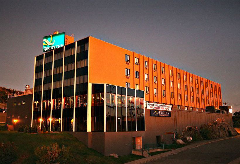 Hotel Quality Inn & Conference Centre Downtown Sudbury