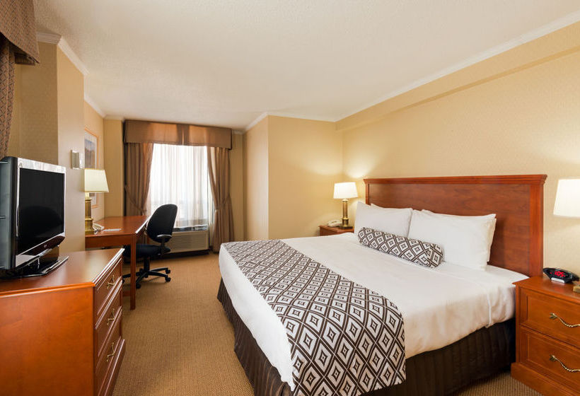 Hotel Crowne Plaza Toronto Airport | Toronto | Ontario | Canada 5