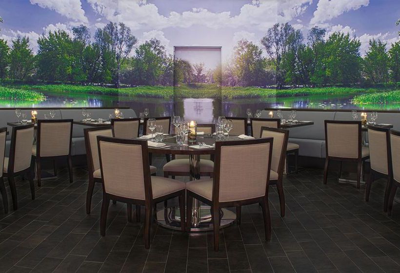 Hotel Hilton Suites Toronto Markham Conference Centre & Spa | Markham | Ontario | Canada 15